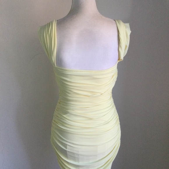 Norma Kamali Dress Ruched Yellow Midi Size Medium - Picture 4 of 6